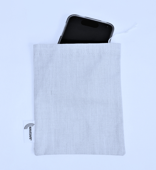 Mobile phone pouch with radiation protection 17x20cm